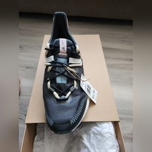 Adidas ultraboost 21 x Parley